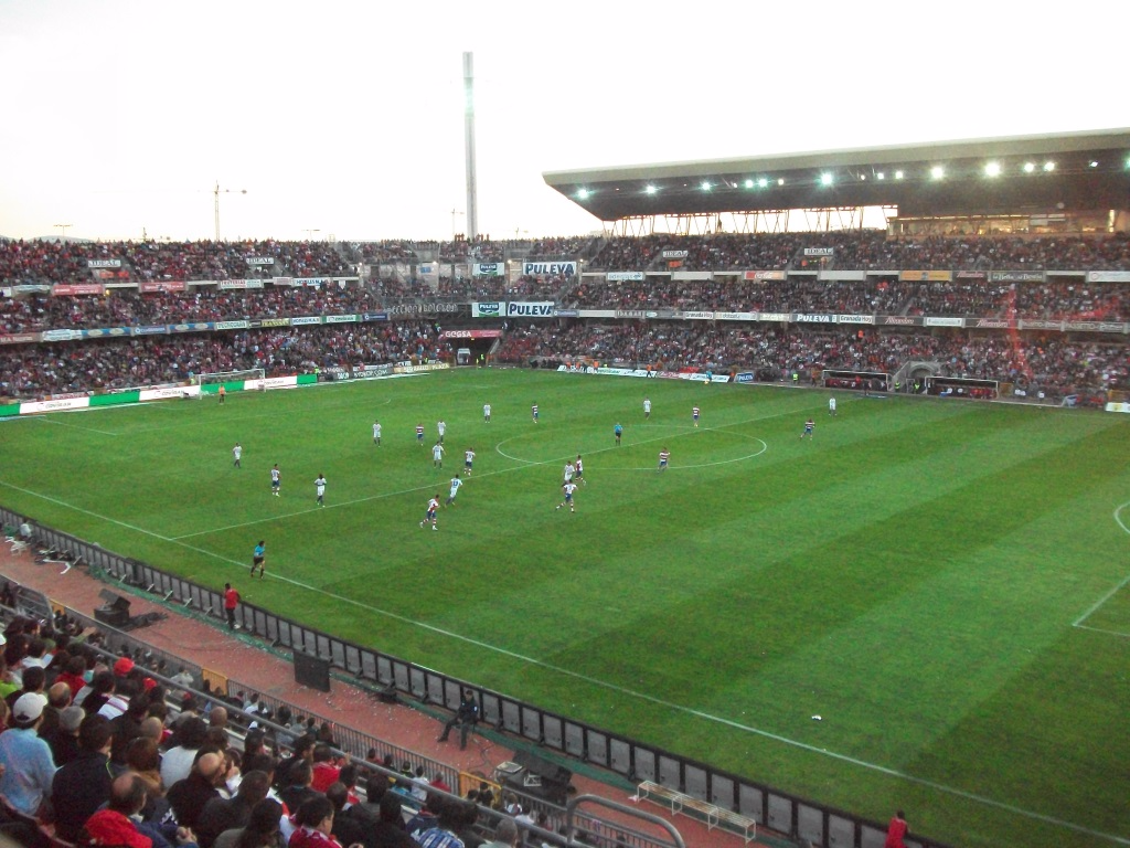 Estadio Nuevo Los Carmenes